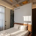 Bouquet Luxury Rooms